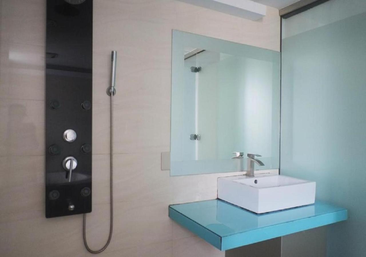 Walker Hotel - Zhengyi 2 Tajpej Buitenkant foto