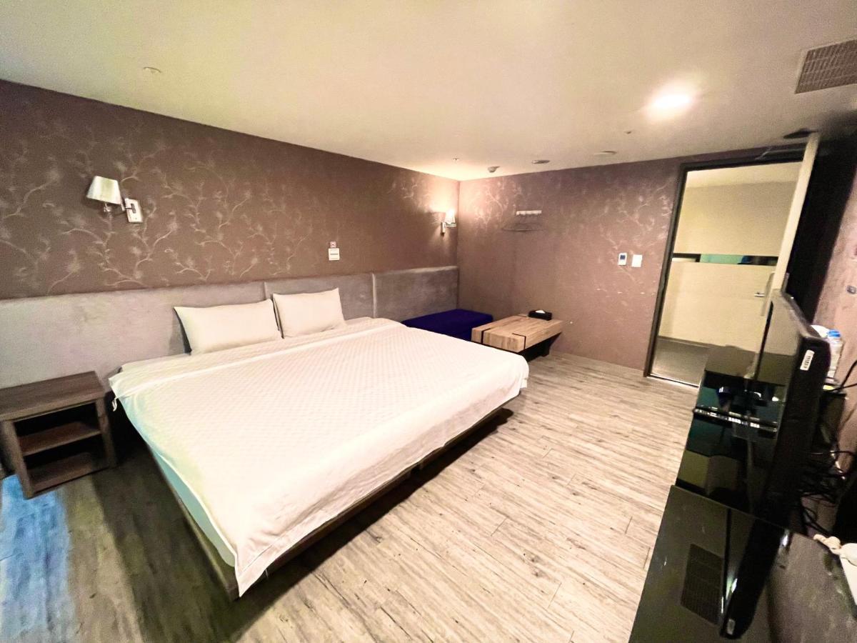 Walker Hotel - Zhengyi 2 Tajpej Buitenkant foto
