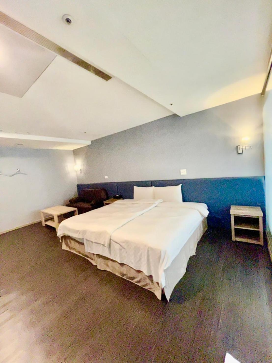 Walker Hotel - Zhengyi 2 Tajpej Buitenkant foto