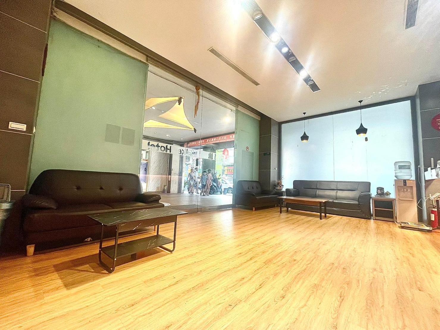 Walker Hotel - Zhengyi 2 Tajpej Buitenkant foto
