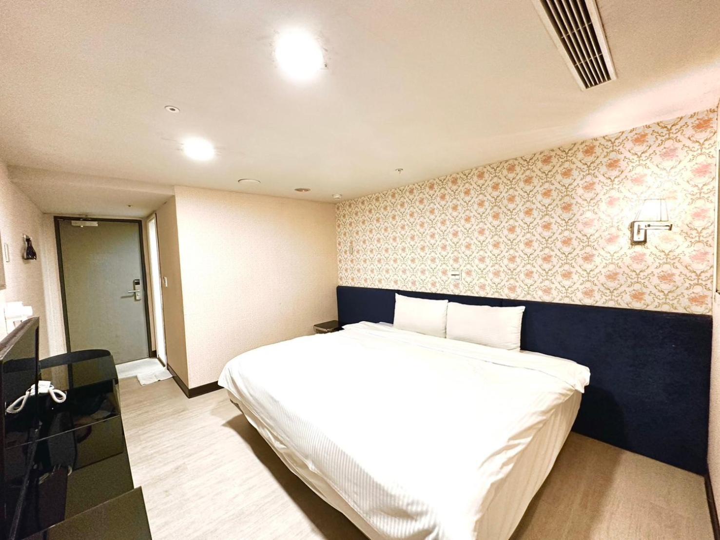 Walker Hotel - Zhengyi 2 Tajpej Buitenkant foto