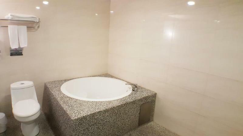 Walker Hotel - Zhengyi 2 Tajpej Buitenkant foto
